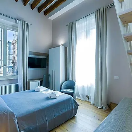 V-Rooms All'Angolo Del Duomo-2